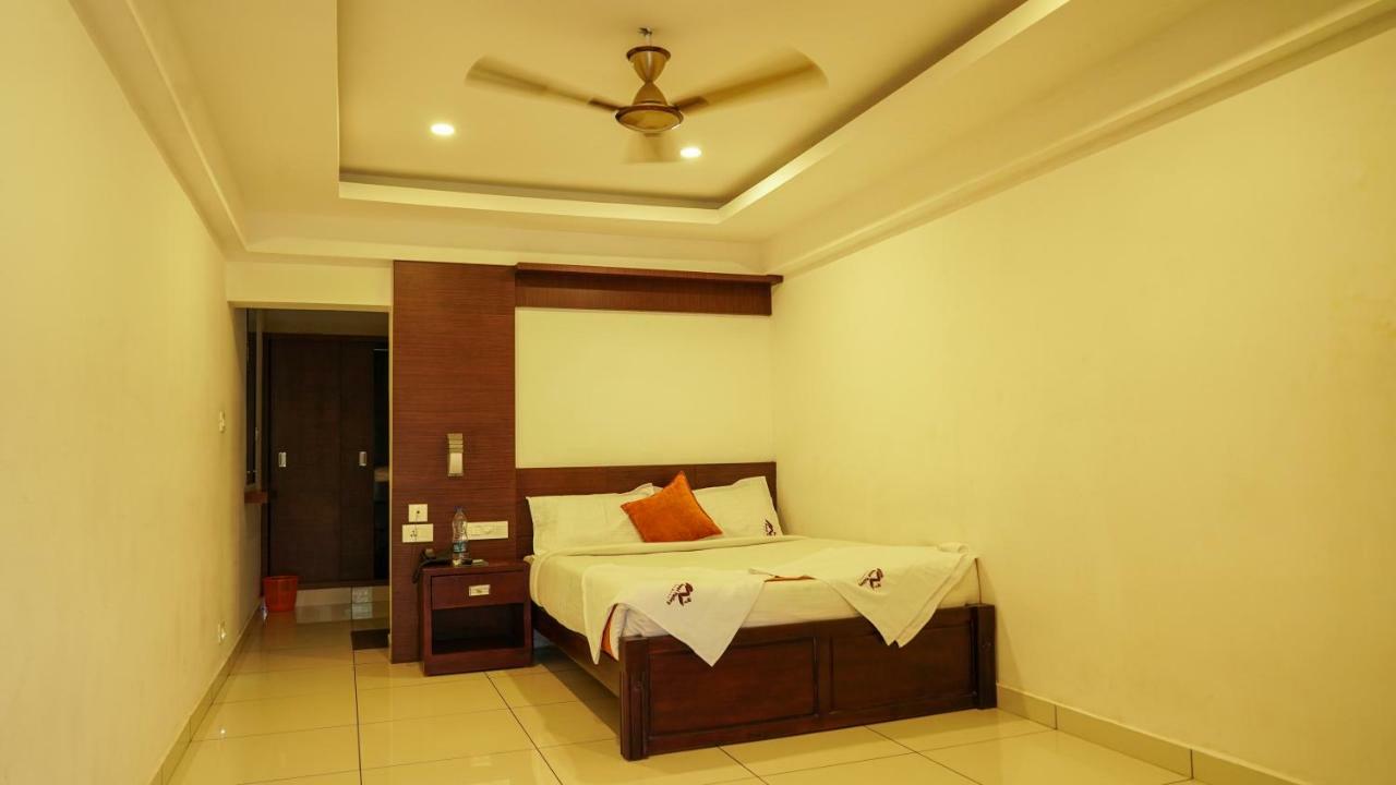 Mount Valley Resort - A Secluded Getaway Munnar Esterno foto